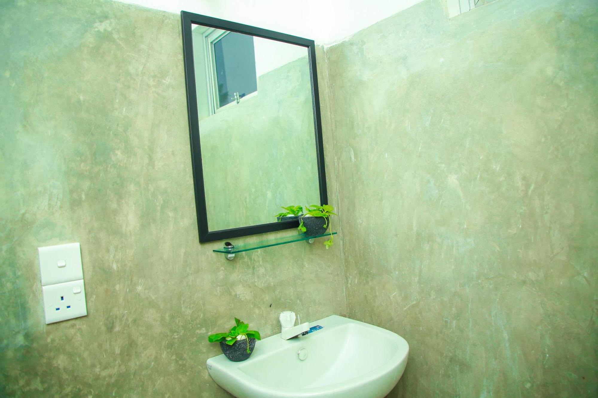 Samee Dream Guest Hotell Midigama East Eksteriør bilde